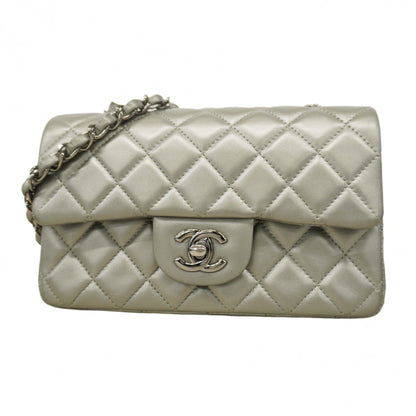 Chanel Gray Leather Shoulder Bag (Pre-Owned)