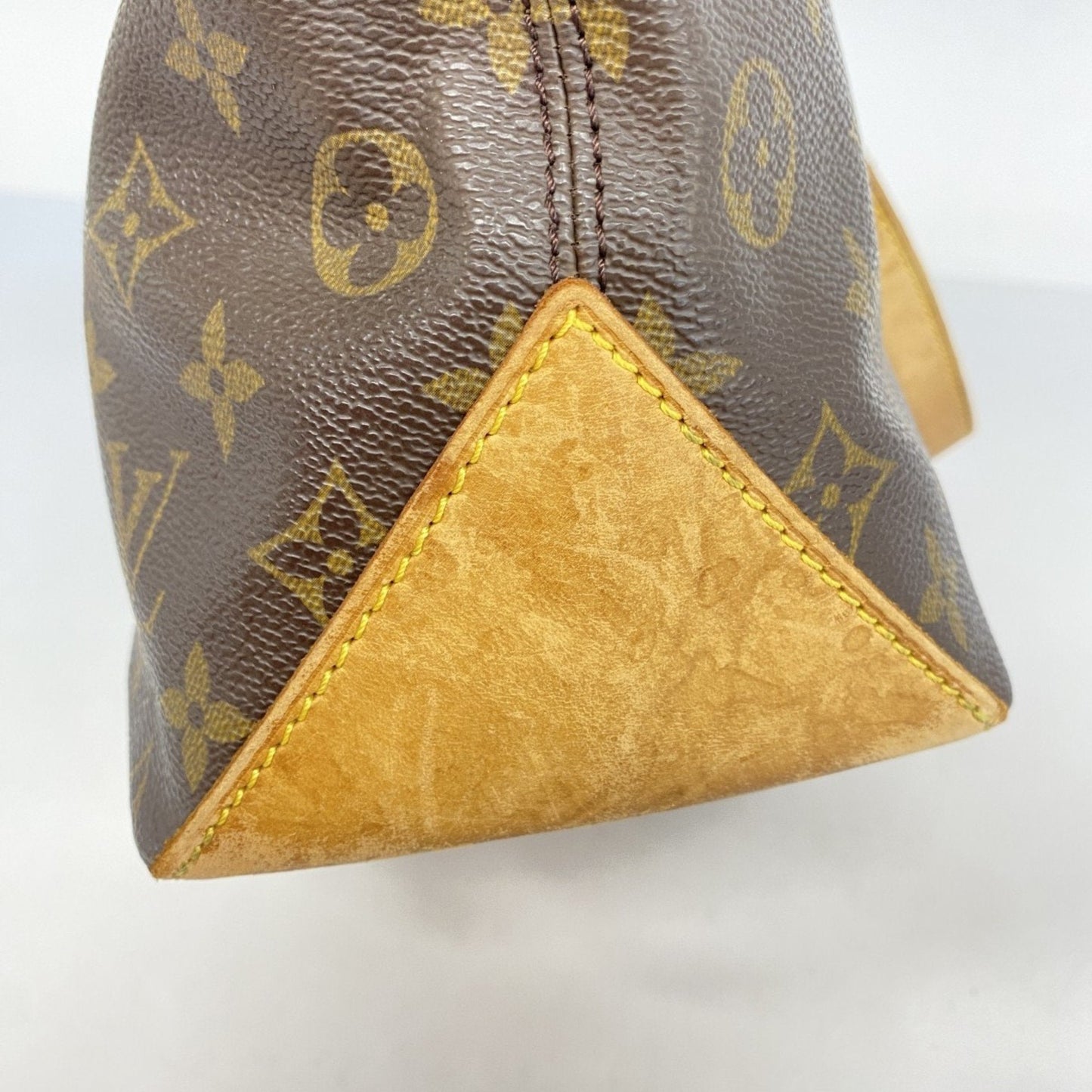 Louis Vuitton Brown Tote Bag (Pre-Owned)