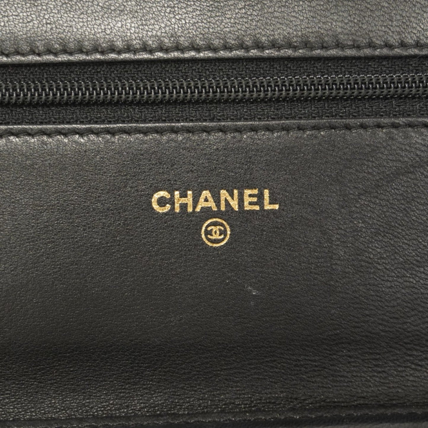 Chanel Black Leather Chain/Shoulder Wallet (Pre-Owned)