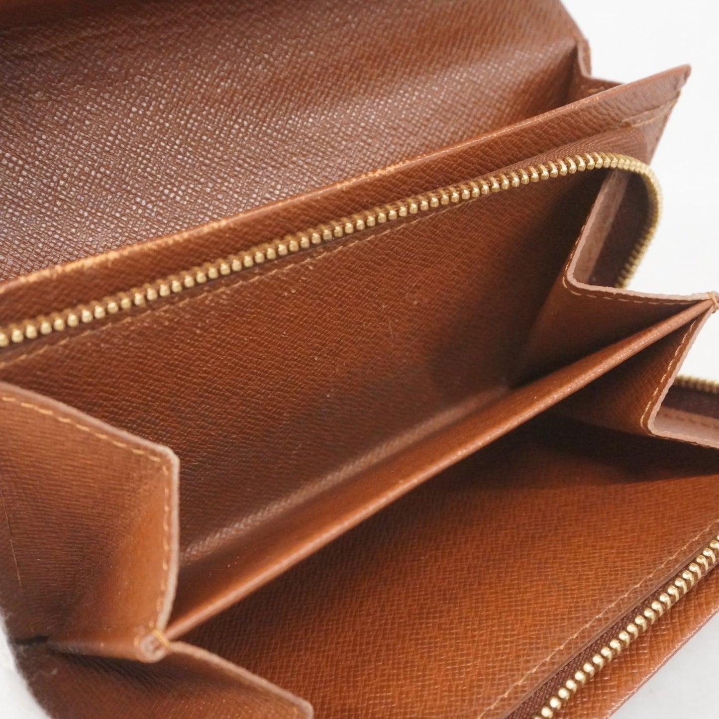 Louis Vuitton Brown Wallet (Bi-Fold) (Pre-Owned)