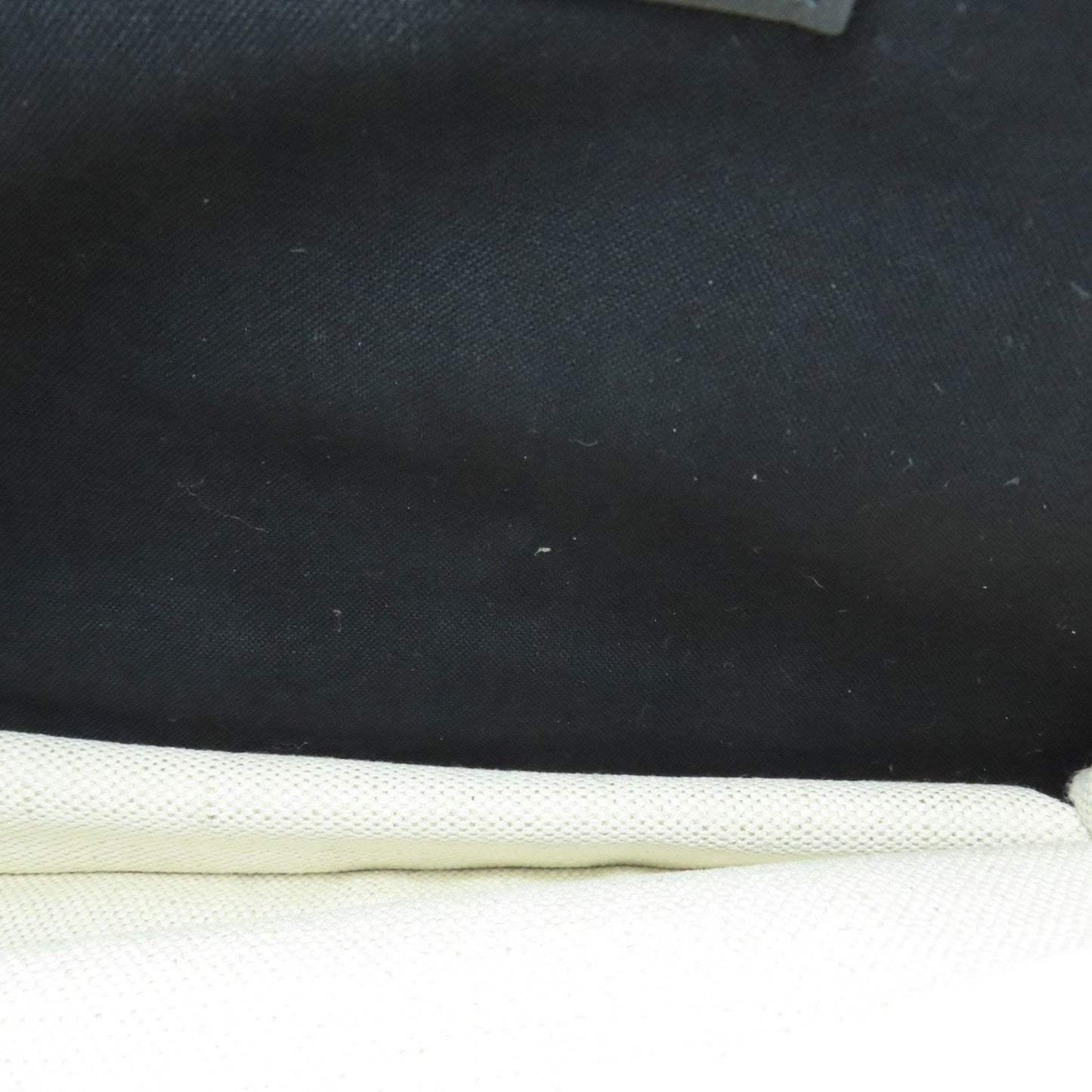 Balenciaga White Canvas Shoulder Bag (Pre-Owned)