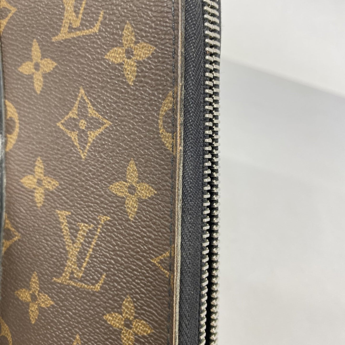 Louis Vuitton Black Brown Long Wallet (Bi-Fold) (Pre-Owned)