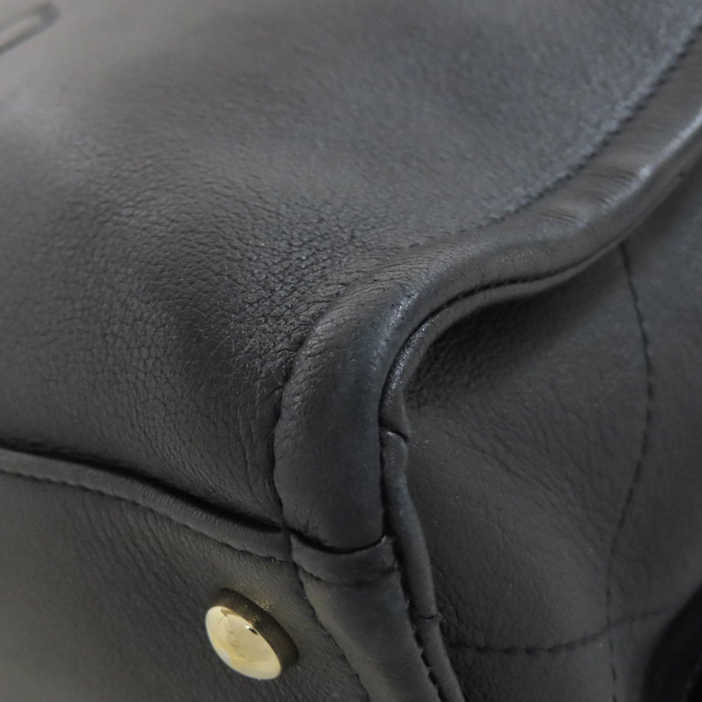 Chanel Black Leather Tote Bag (Pre-Owned)