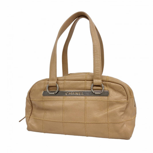 Chanel Beige Grained Calfskin Shoulder Bag (Pre-Owned)
