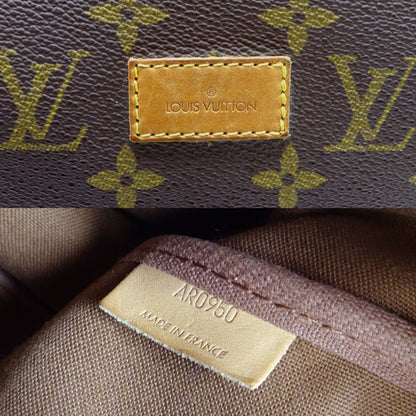 Louis Vuitton Brown Monogram Monogram Shoulder Bag (Pre-Owned)