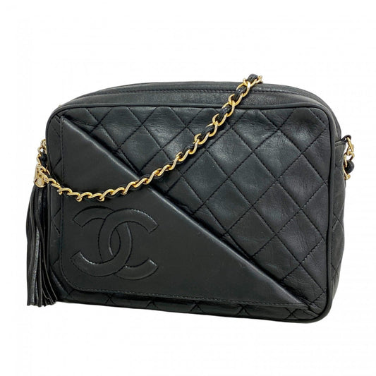 Chanel Black Leather Shoulder Bag (Pre-Owned)