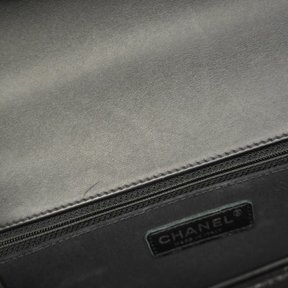 Chanel Black Patent Leather Shoulder Bag (Pre-Owned)