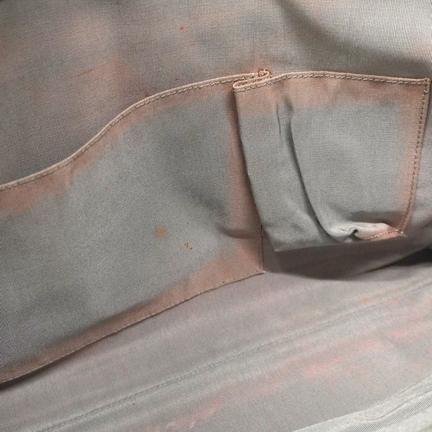 Chanel Black Grained Calfskin Tote Bag (Pre-Owned)