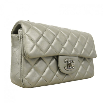 Chanel Gray Leather Shoulder Bag (Pre-Owned)