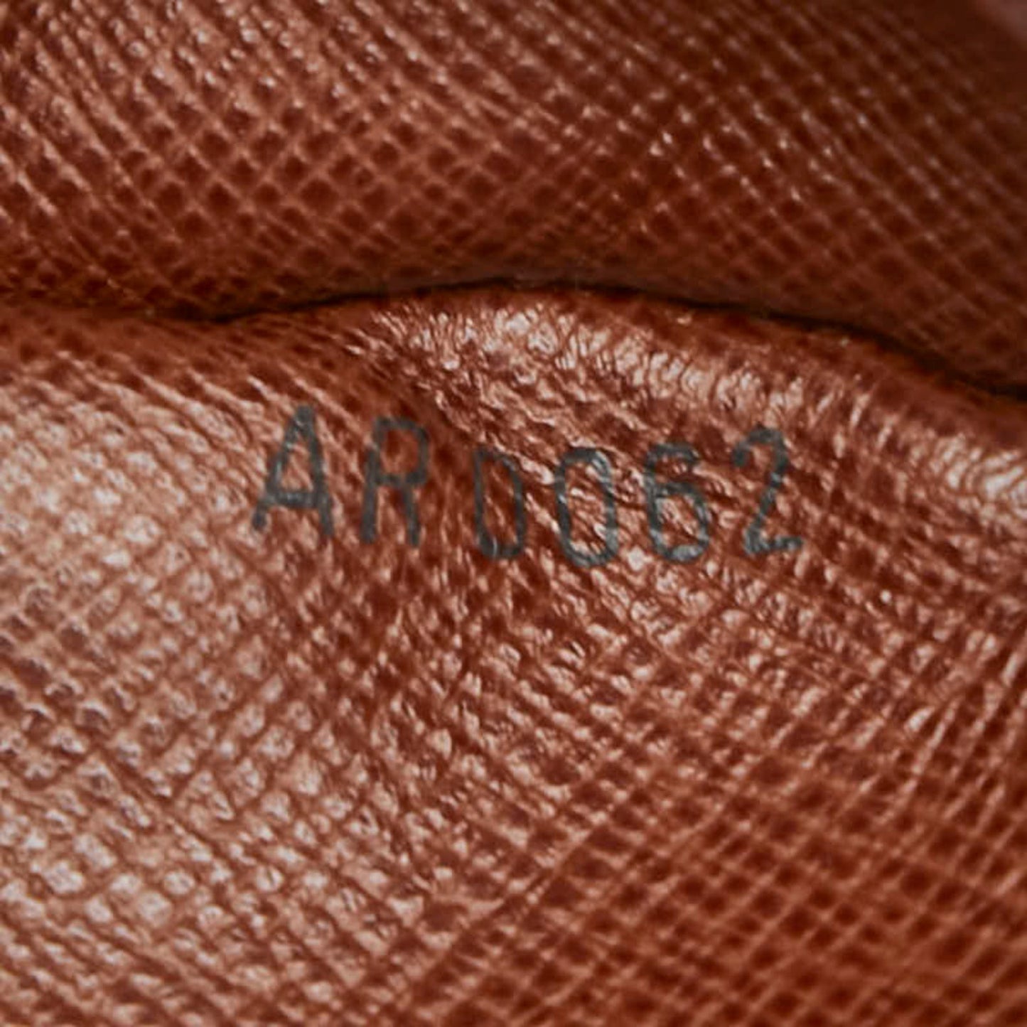 Louis Vuitton Brown Monogram Monogram Shoulder Bag (Pre-Owned)