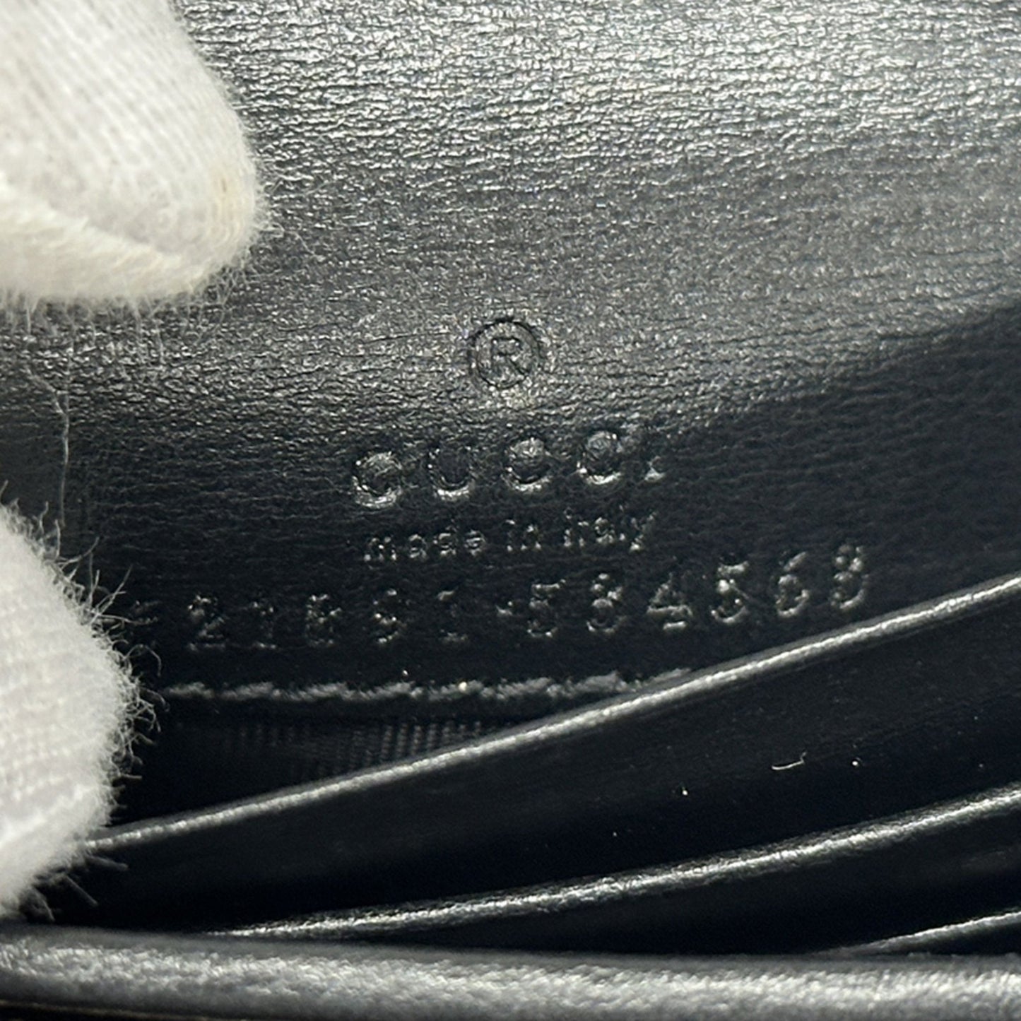 Gucci Black Leather Wallet (Bi-Fold) (Pre-Owned)