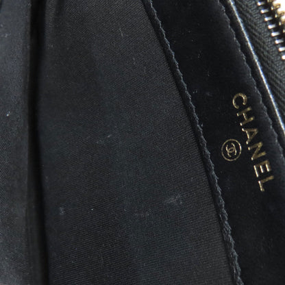 Chanel Matelasse Black Leather Chain/Shoulder Wallet (Pre-Owned)