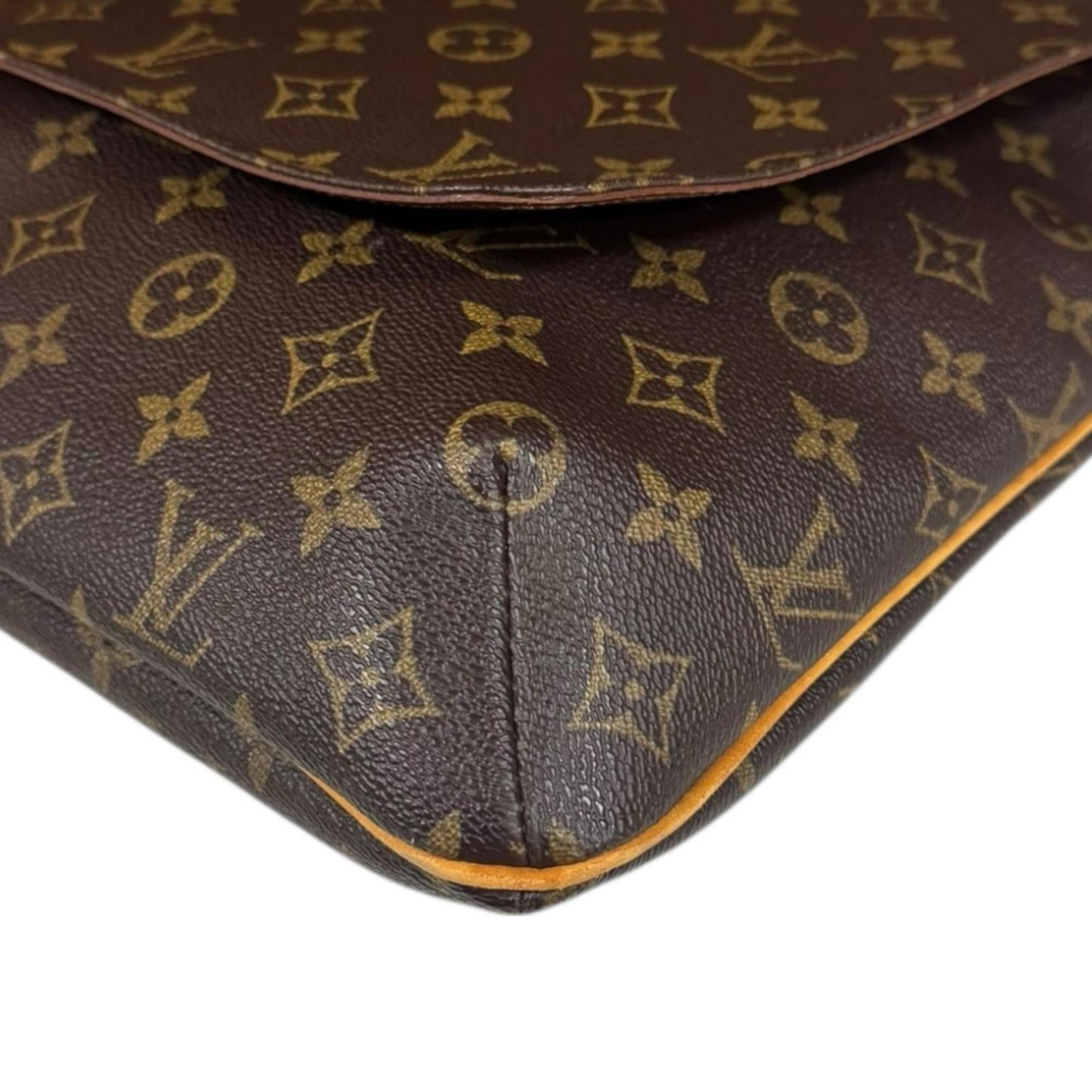 Louis Vuitton Brown Monogram Shoulder Bag (Pre-Owned)