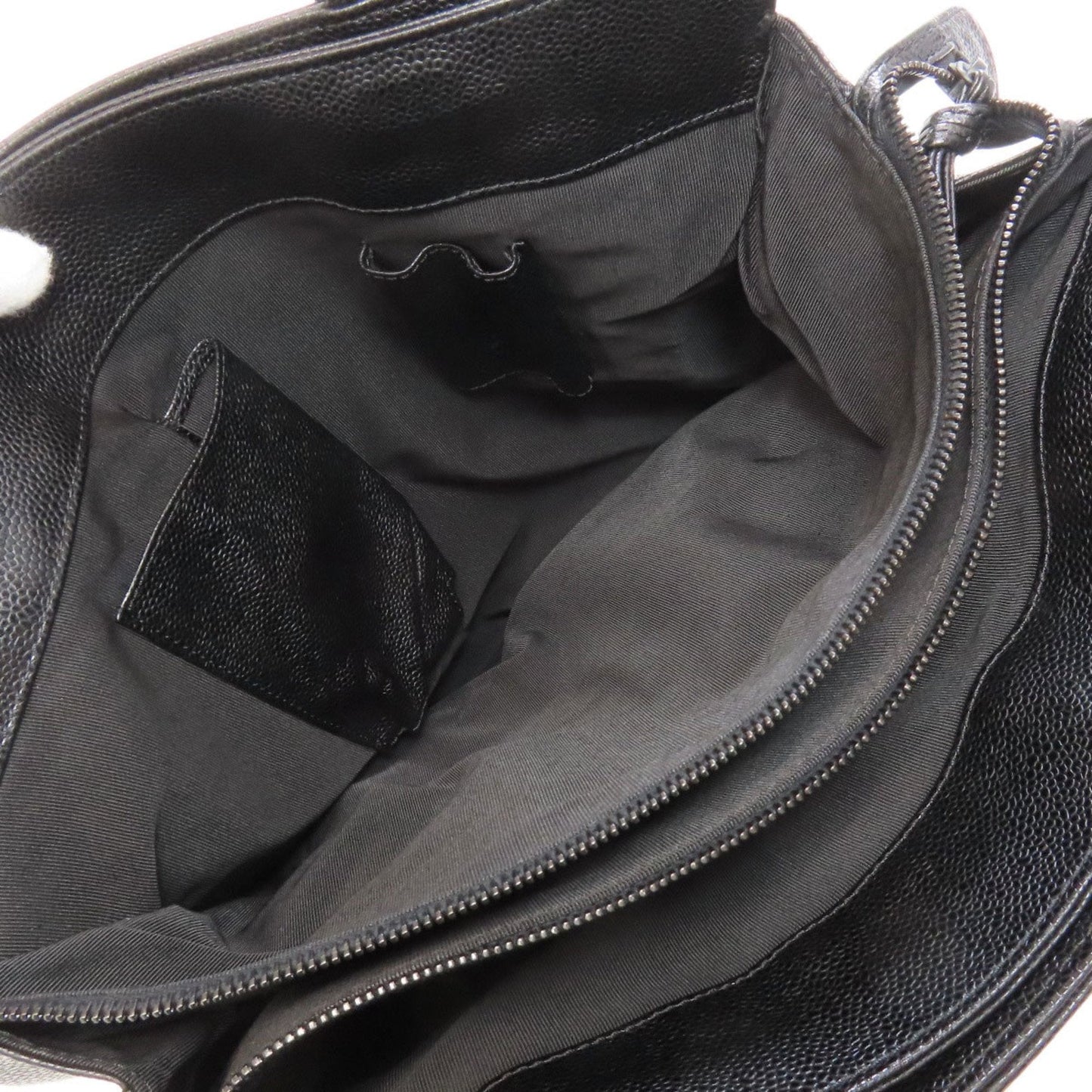 Chanel Black Leather Tote Bag (Pre-Owned)