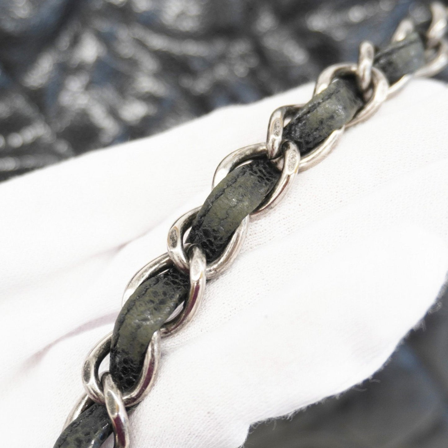 Chanel Black Grained Calfskin Tote Bag (Pre-Owned)