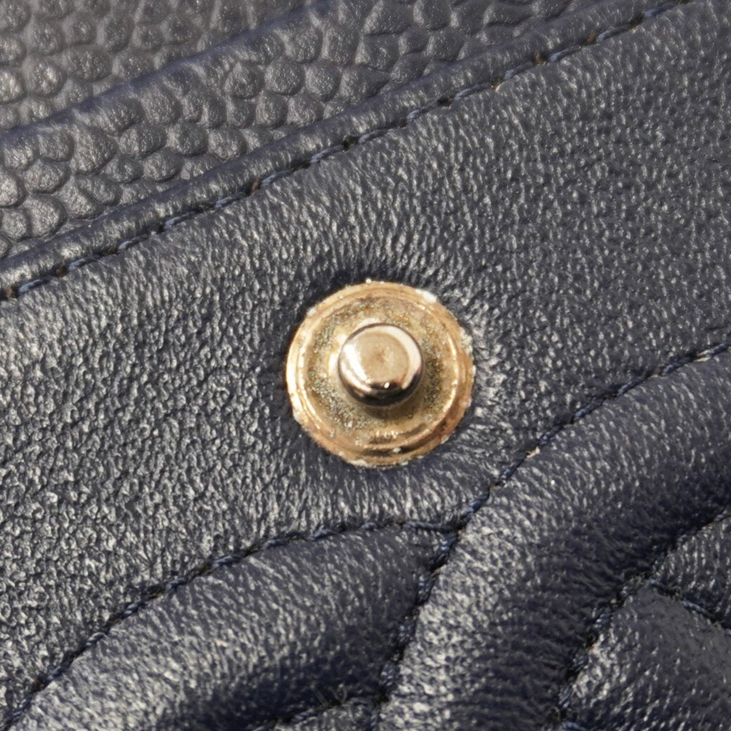 Chanel Navy Grained Calfskin Shoulder Bag (Pre-Owned)