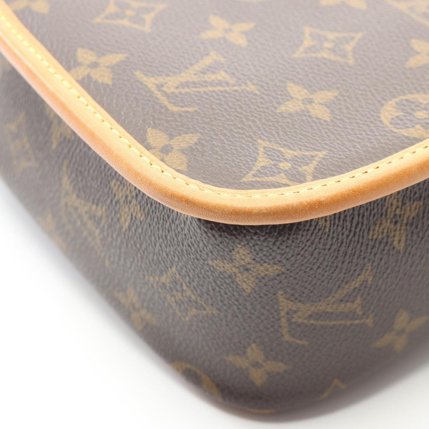 Louis Vuitton Brown Pvc Leather Shoulder Bag (Pre-Owned)