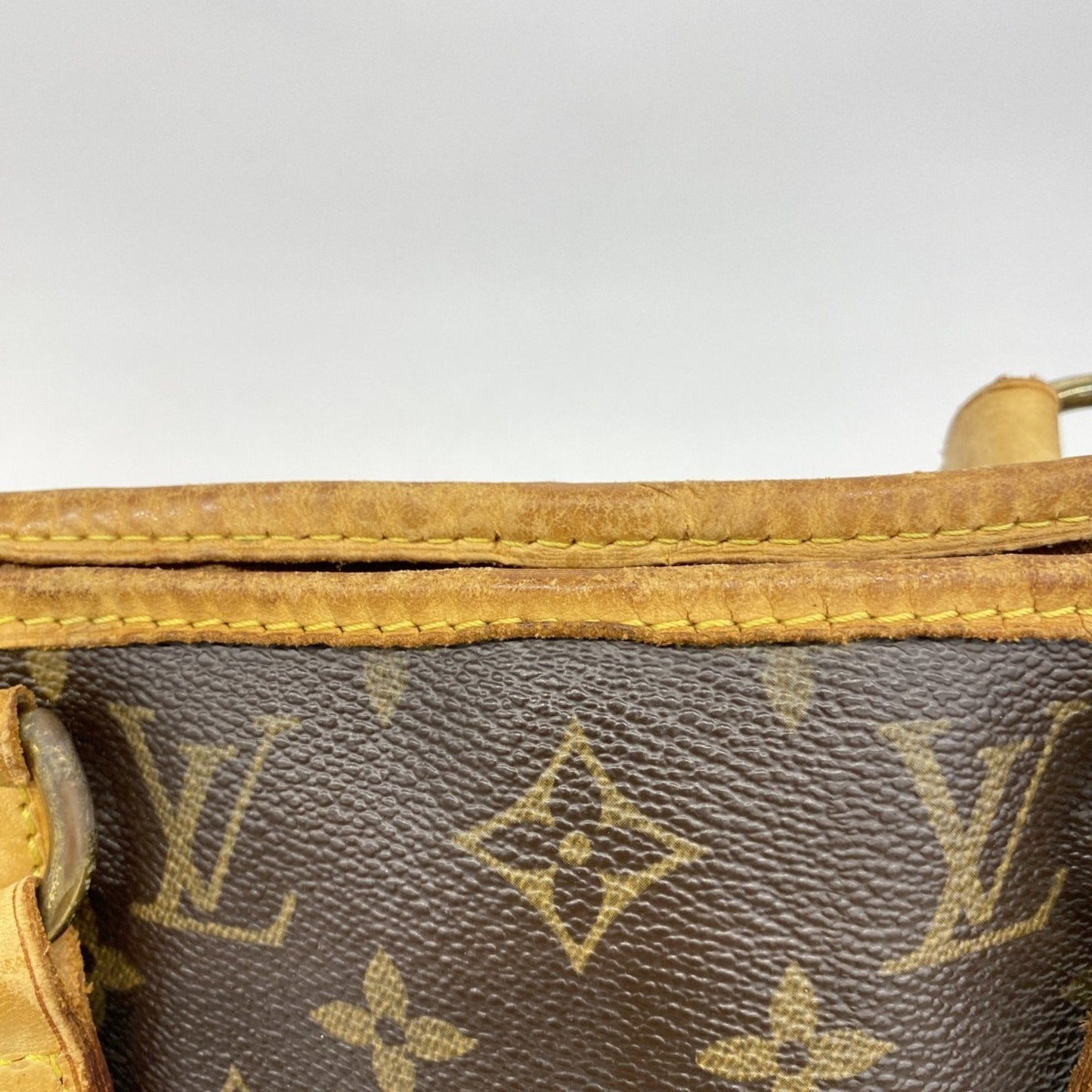 Louis Vuitton Brown Tote Bag (Pre-Owned)