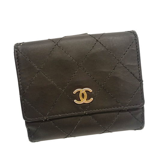 Chanel Black Leather Wallet (Bi-Fold) (Pre-Owned)