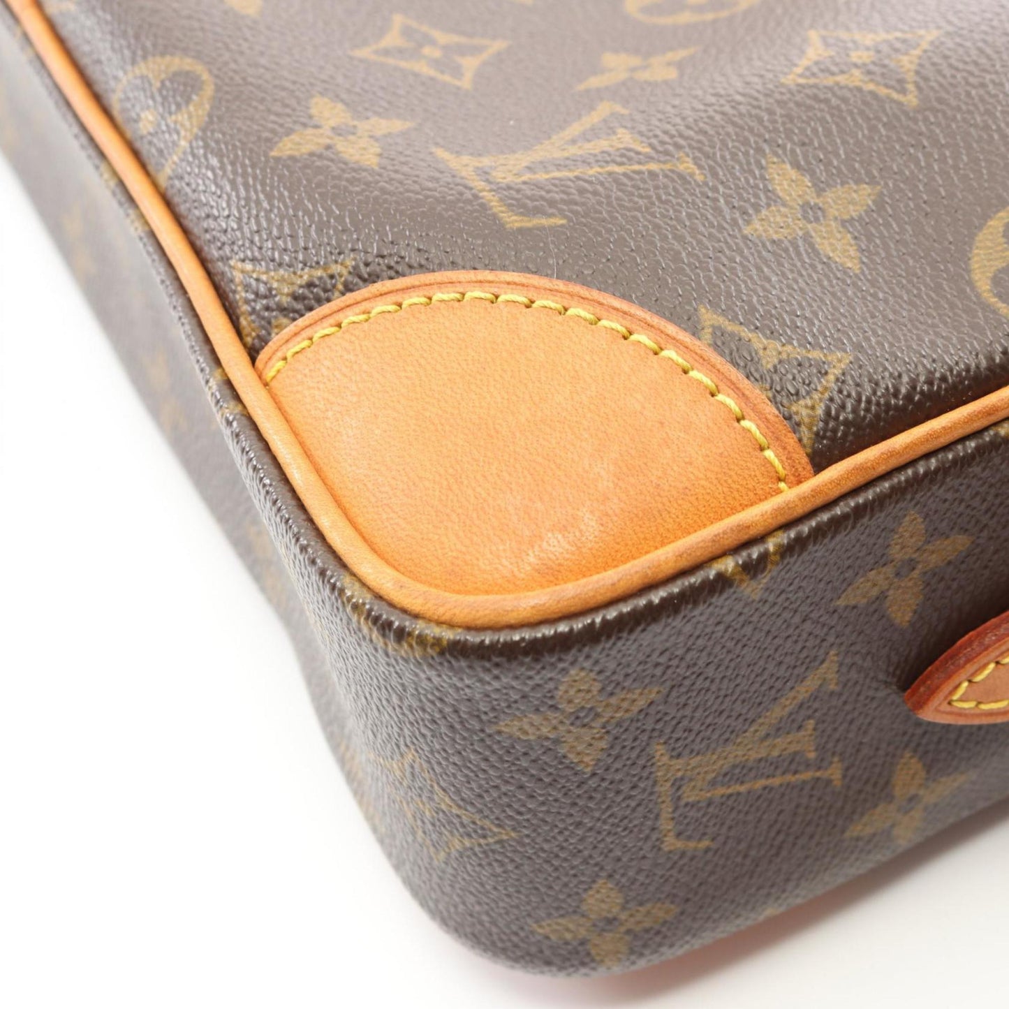 Louis Vuitton Brown Pvc Leather Shoulder Bag (Pre-Owned)