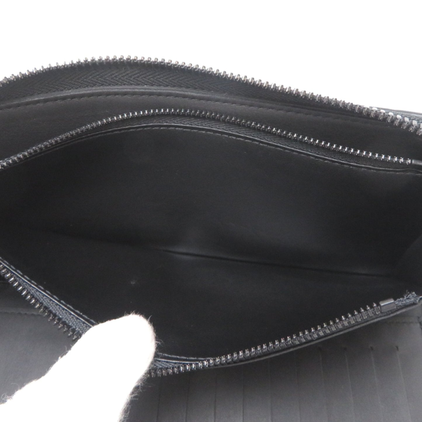 Louis Vuitton Black Leather Long Wallet (Bi-Fold) (Pre-Owned)