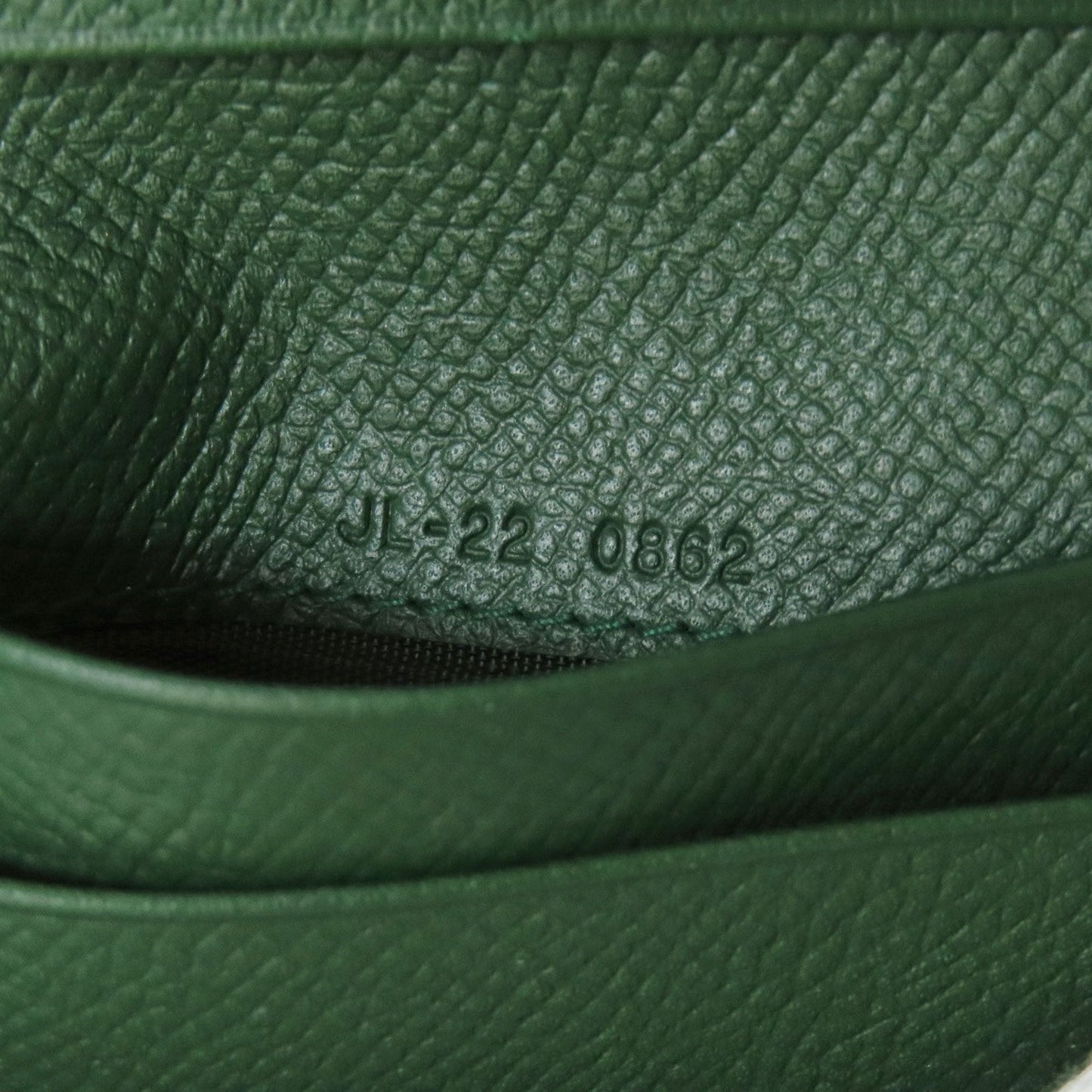 Salvatore Ferragamo Gancini Green Leather Wallet (Bi-Fold) (Pre-Owned)