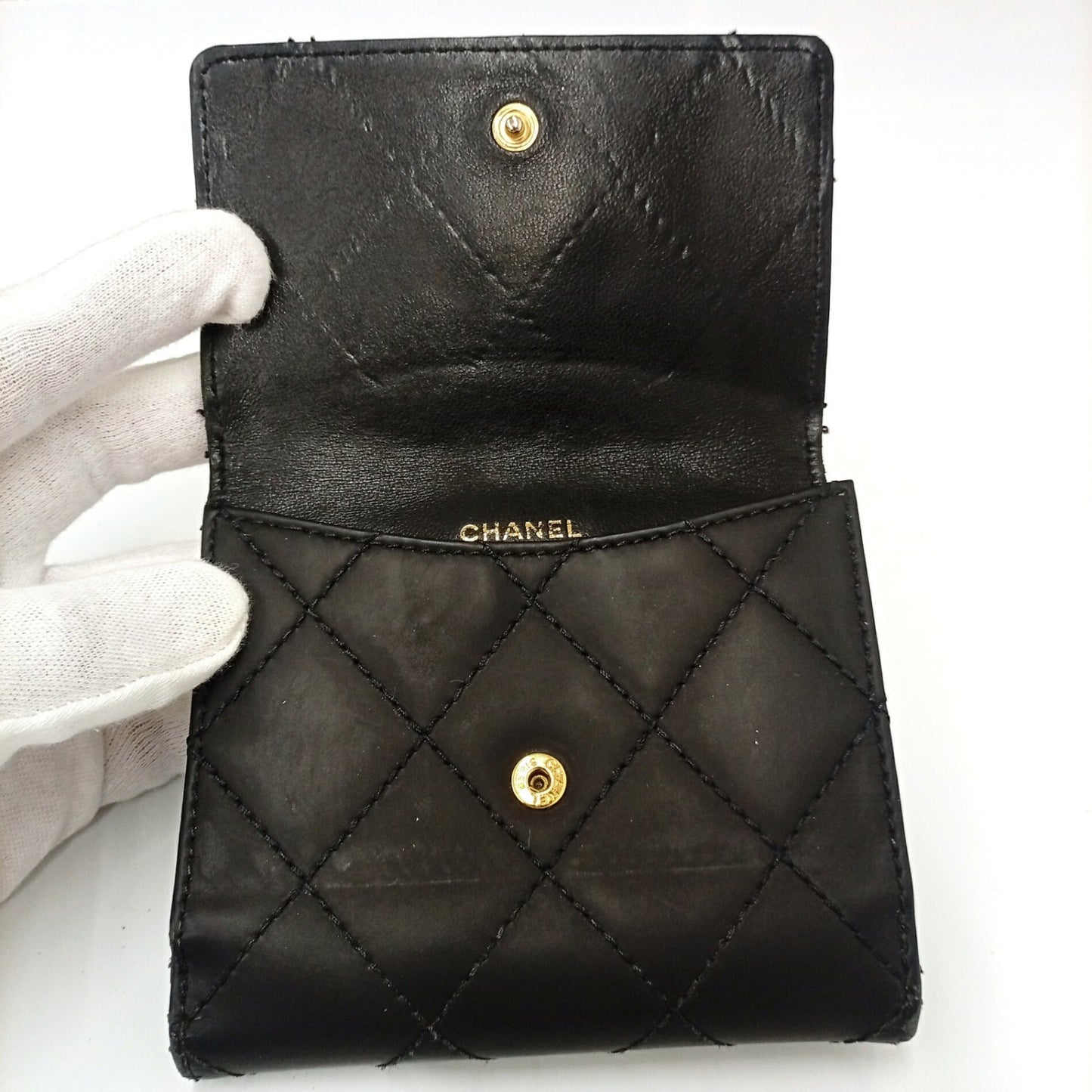 Chanel Black Leather Wallet (Bi-Fold) (Pre-Owned)