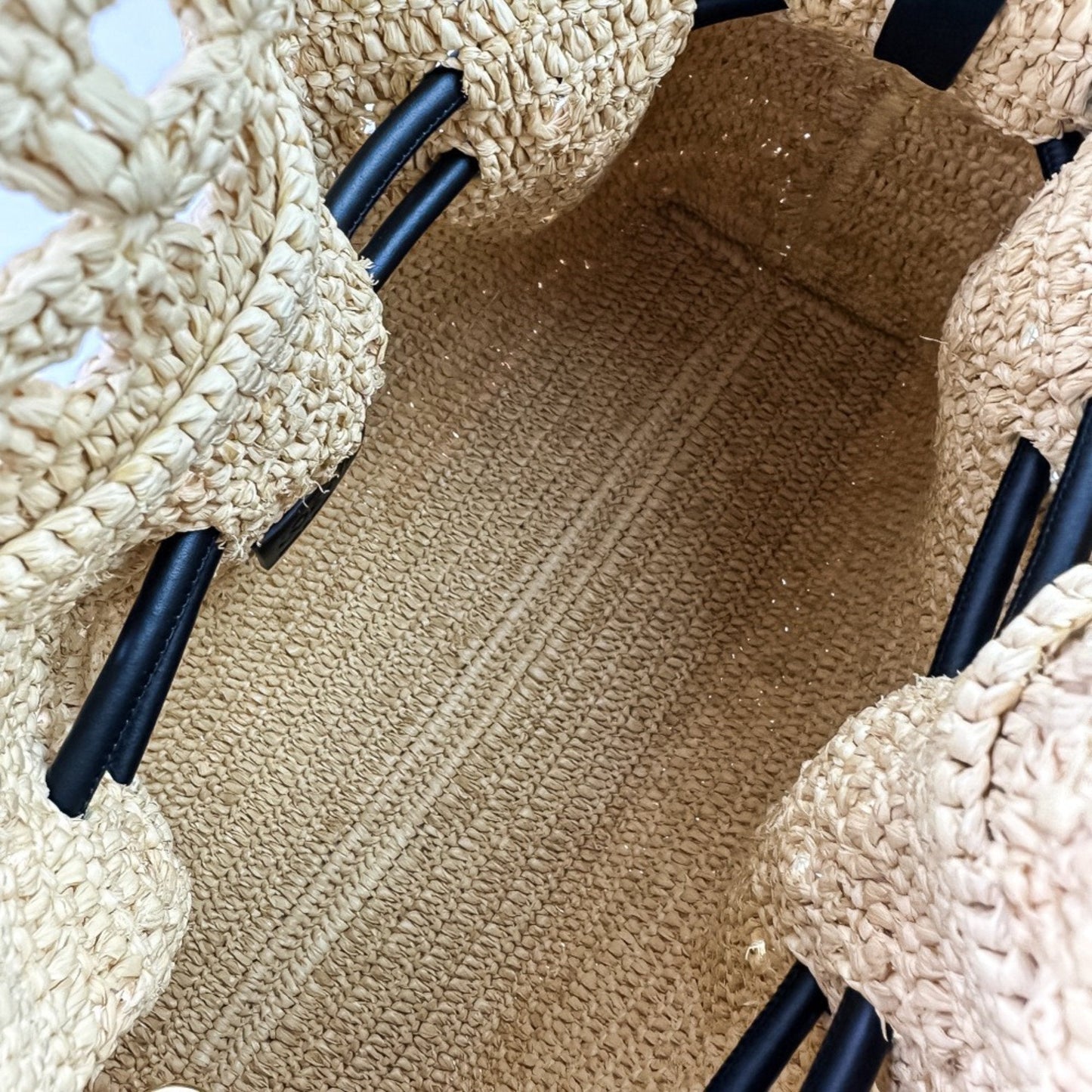 Loewe Black Raffia Shoulder Bag Tote Bag (Pre-Owned)