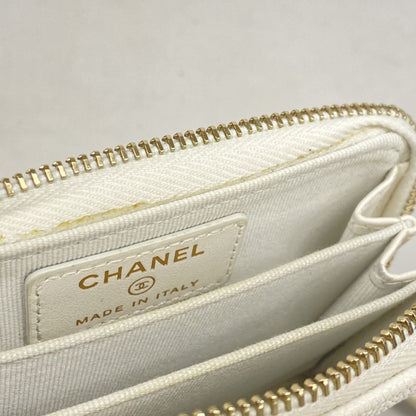 Chanel White Grained Calfskin Coin Purse/Coin Case (Pre-Owned)