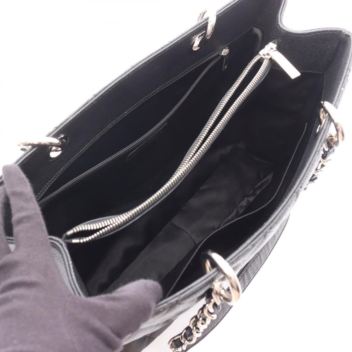 Chanel Black Grained Calfskin Tote Bag (Pre-Owned)