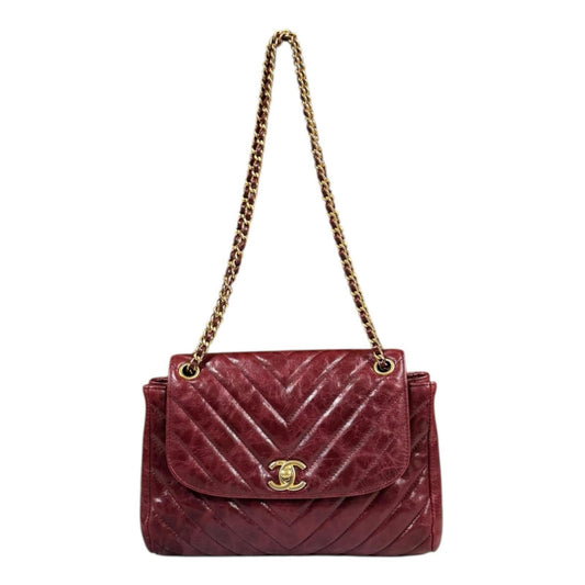 Chanel Red Color Leather Shoulder Bag (Pre-Owned)
