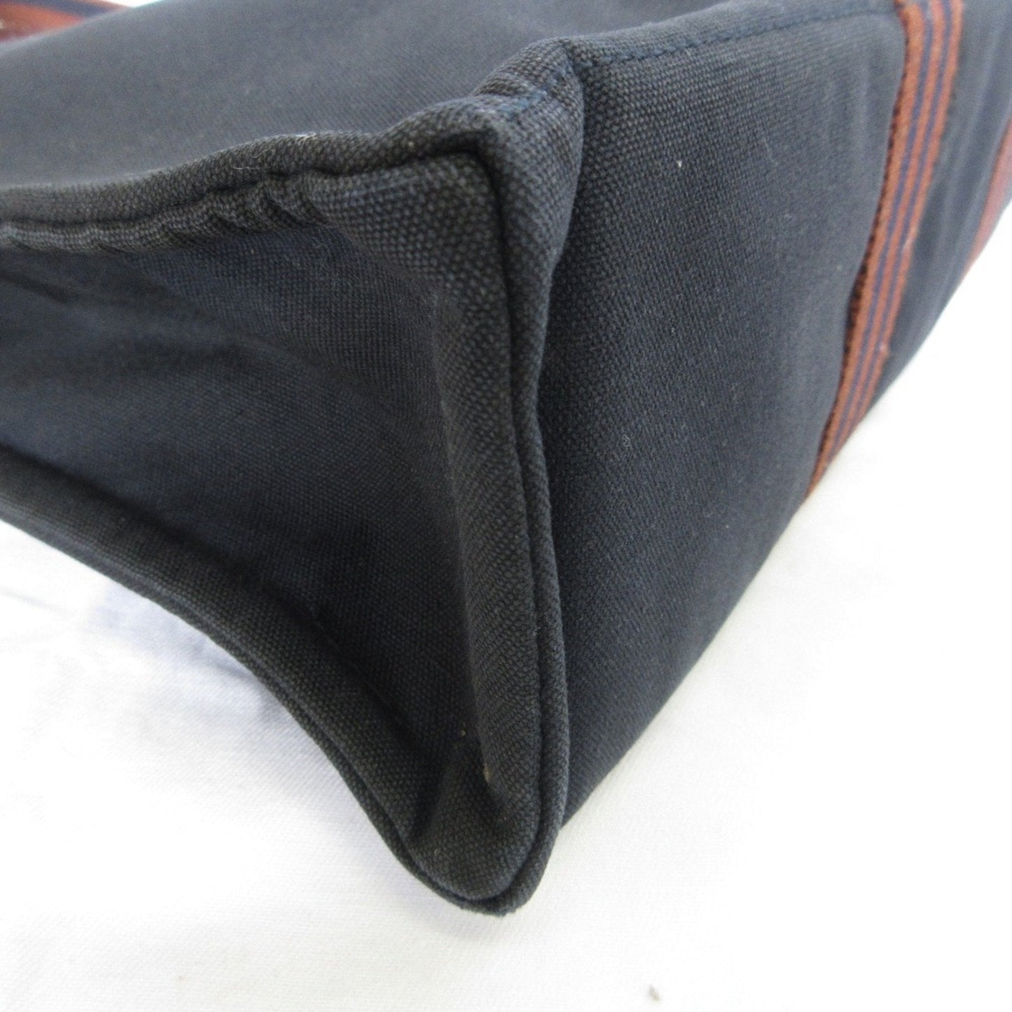 Hermes Navy Tote Bag (Pre-Owned)