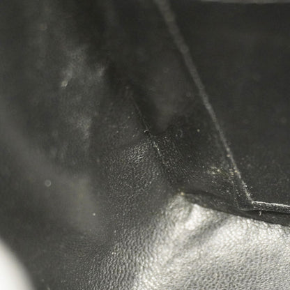 Chanel Black Leather Shoulder Bag (Pre-Owned)