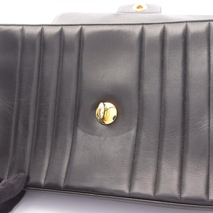 Chanel Black Leather Shoulder Bag (Pre-Owned)