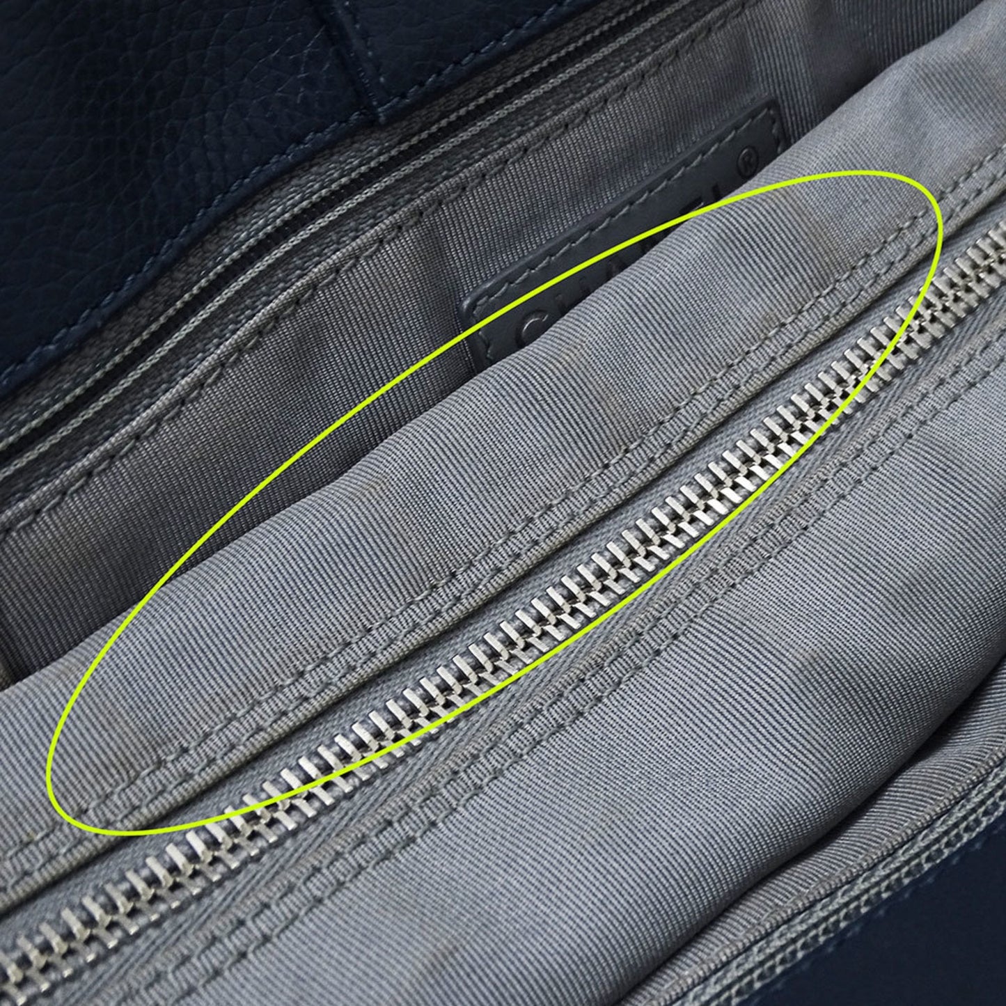 Chanel Blue Leather Tote Bag (Pre-Owned)