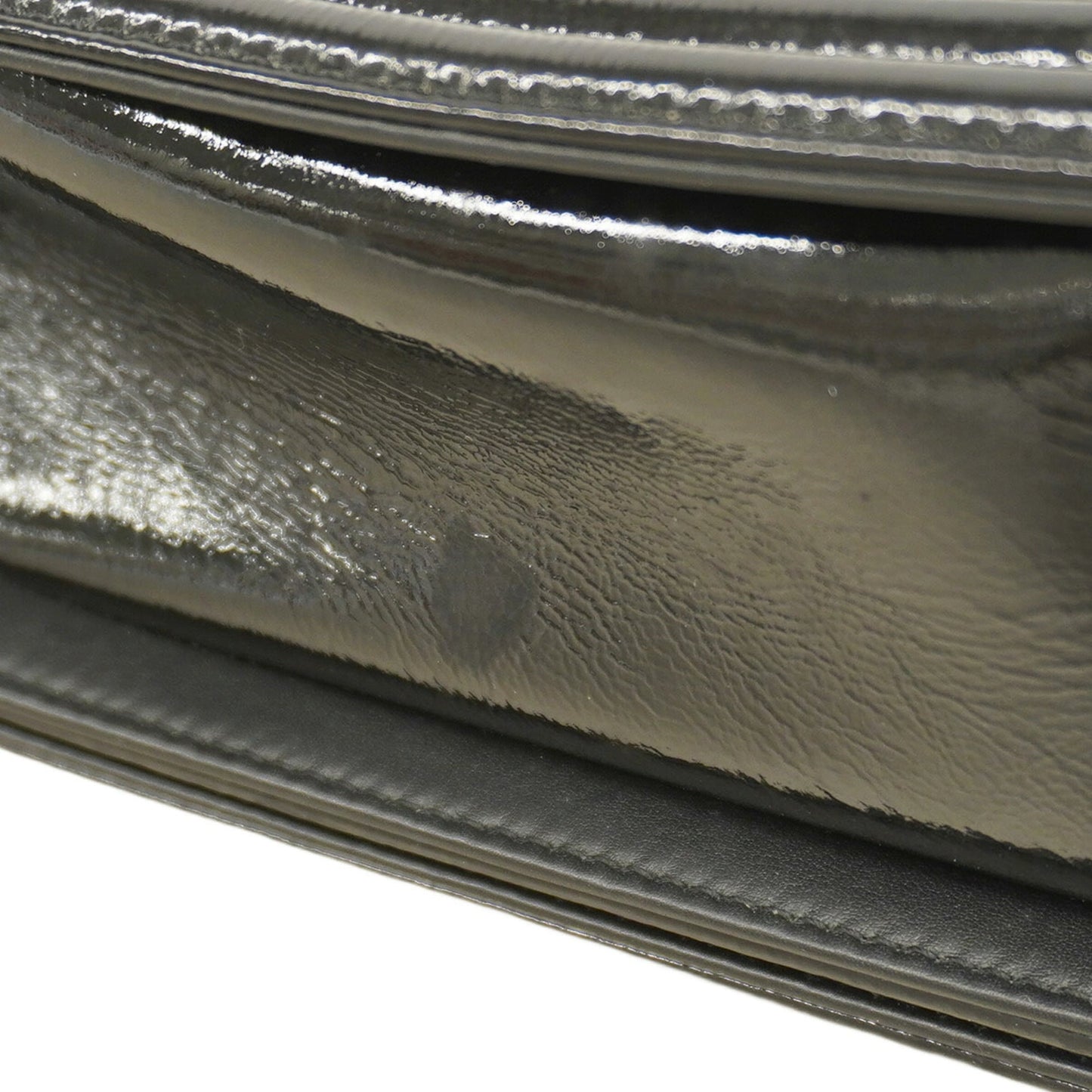 Chanel Black Patent Leather Shoulder Bag (Pre-Owned)