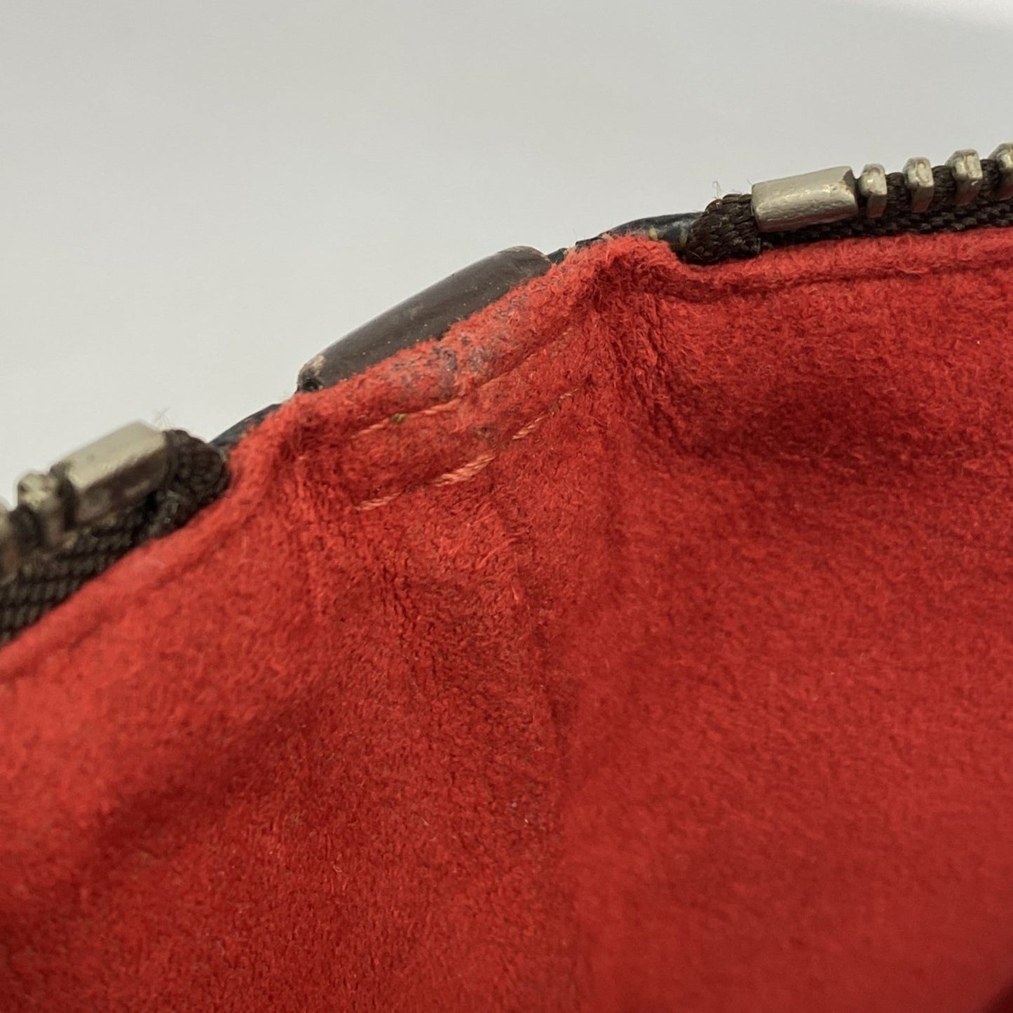 Louis Vuitton Ebene Handbag (Pre-Owned)