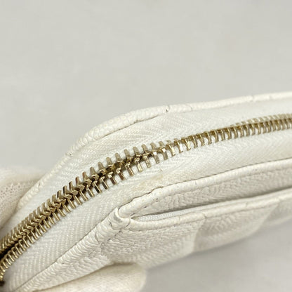 Chanel White Grained Calfskin Coin Purse/Coin Case (Pre-Owned)