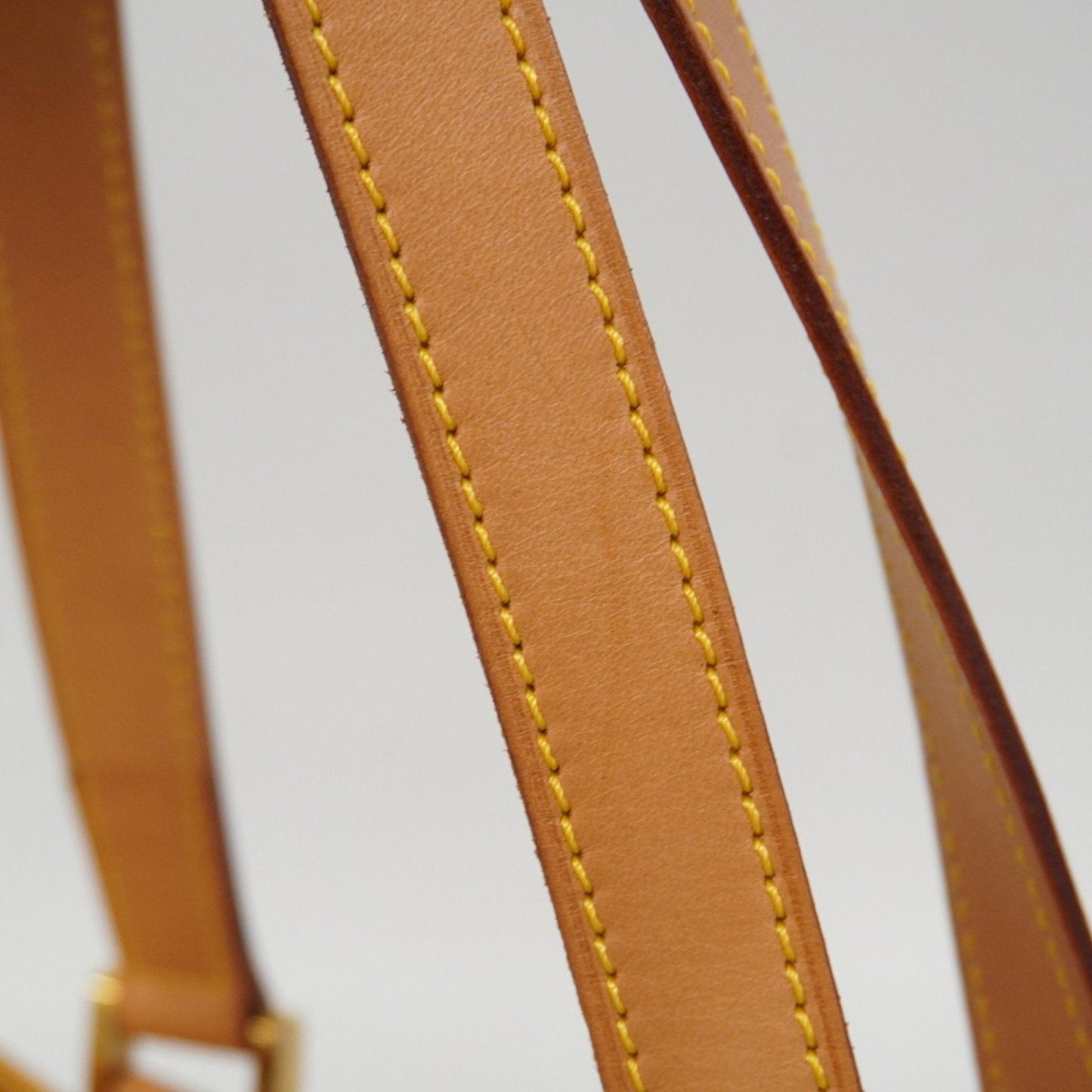 Louis Vuitton Beige Tote Bag (Pre-Owned)