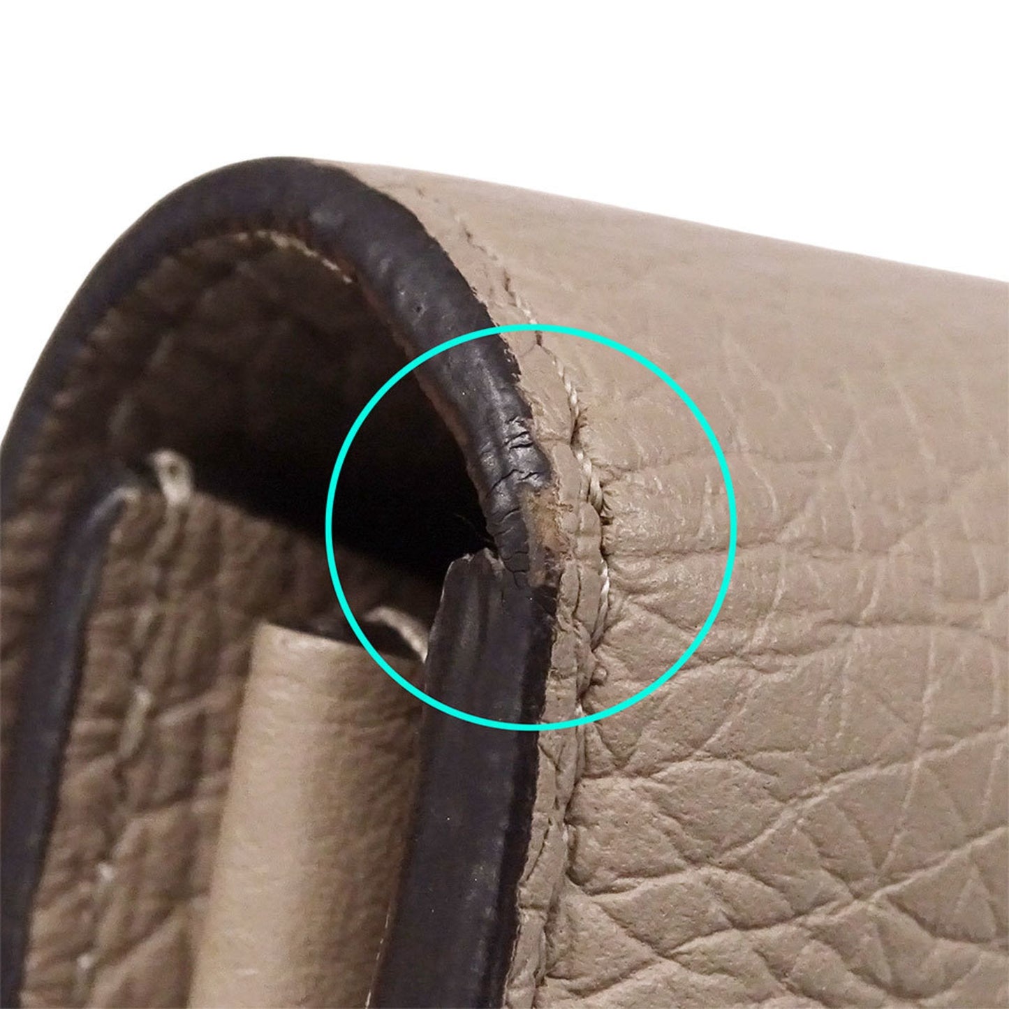 Louis Vuitton Beige Leather Long Wallet (Bi-Fold) (Pre-Owned)