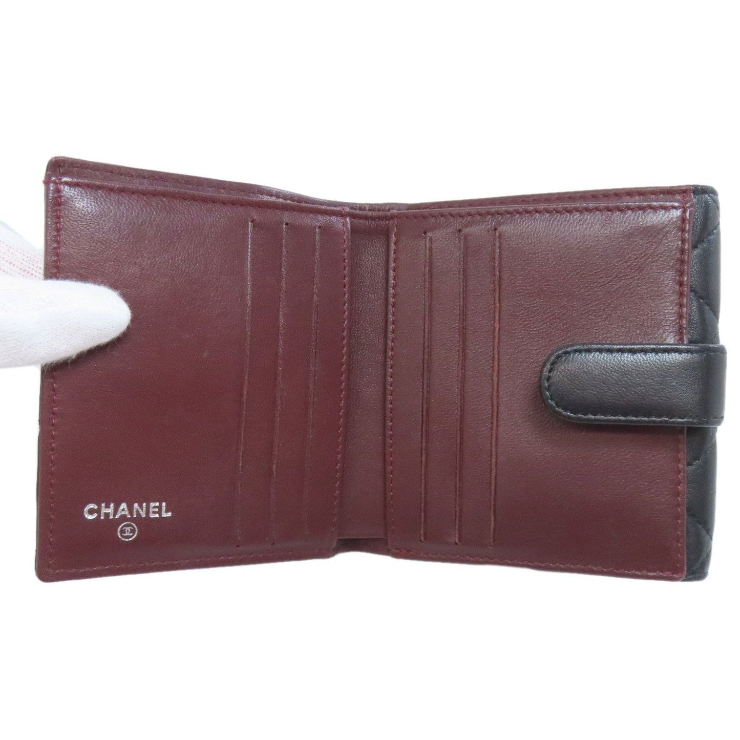 Chanel Matelasse Black Leather Wallet (Bi-Fold) (Pre-Owned)