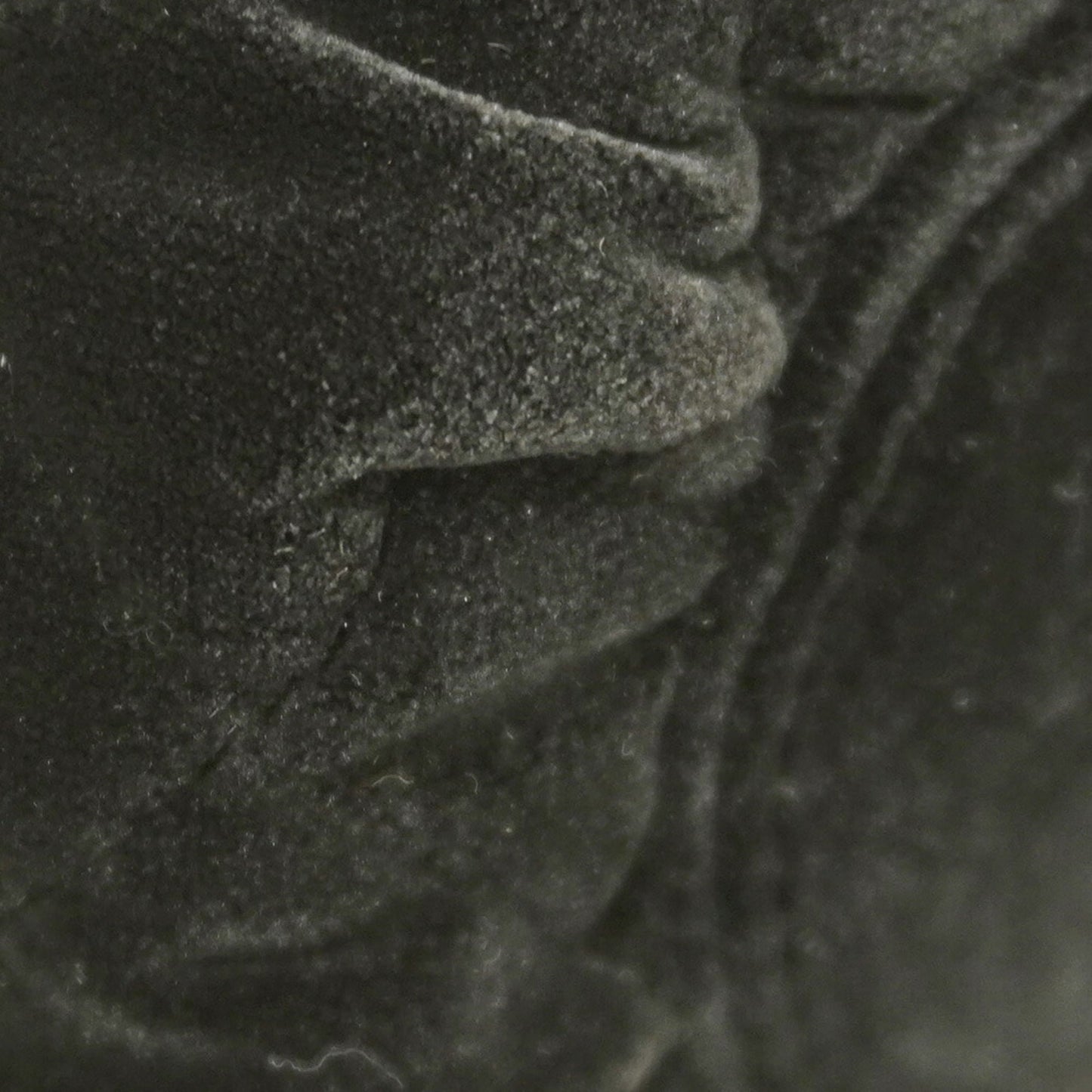 Chanel Black Handbag (Pre-Owned)