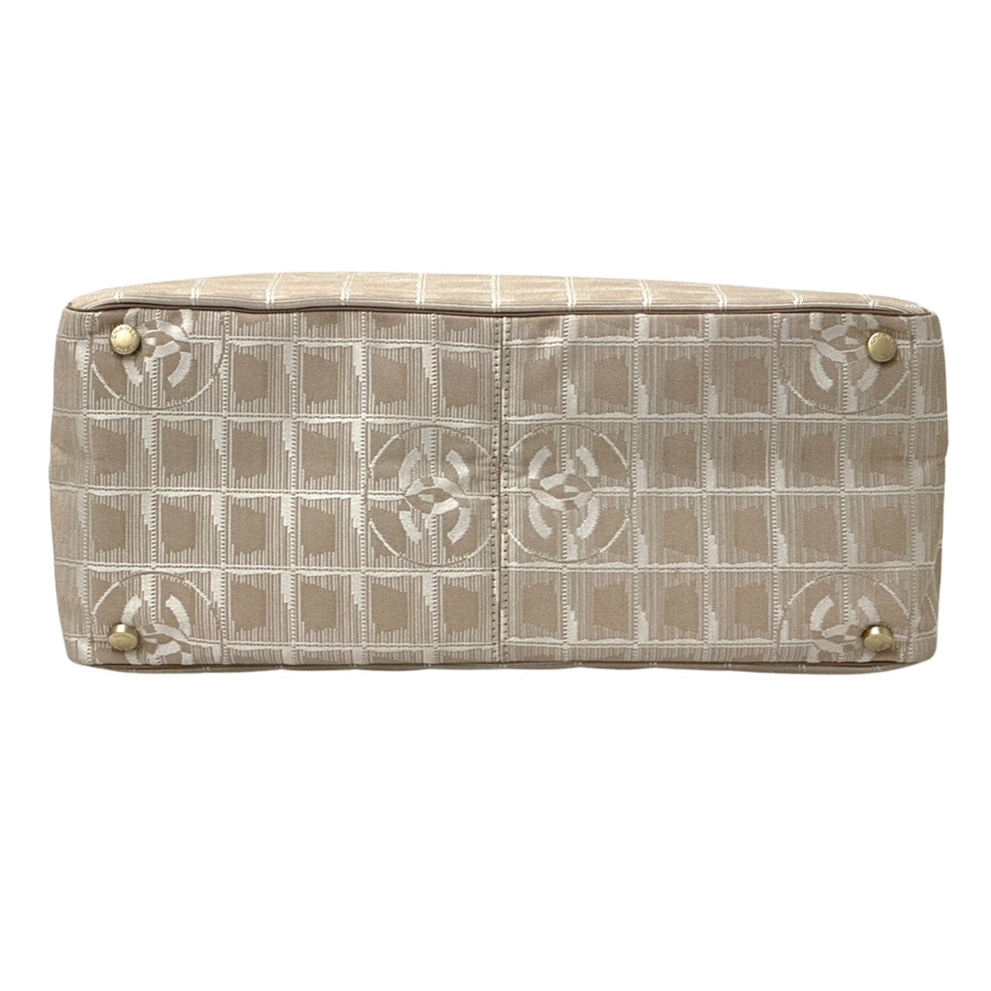 Chanel Beige Nylon Tote Bag (Pre-Owned)