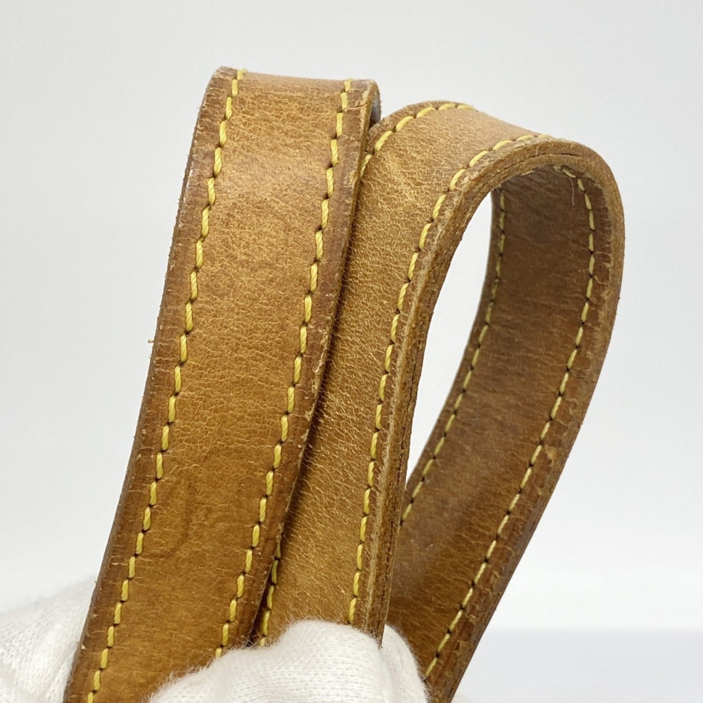 Louis Vuitton Beige Tote Bag (Pre-Owned)