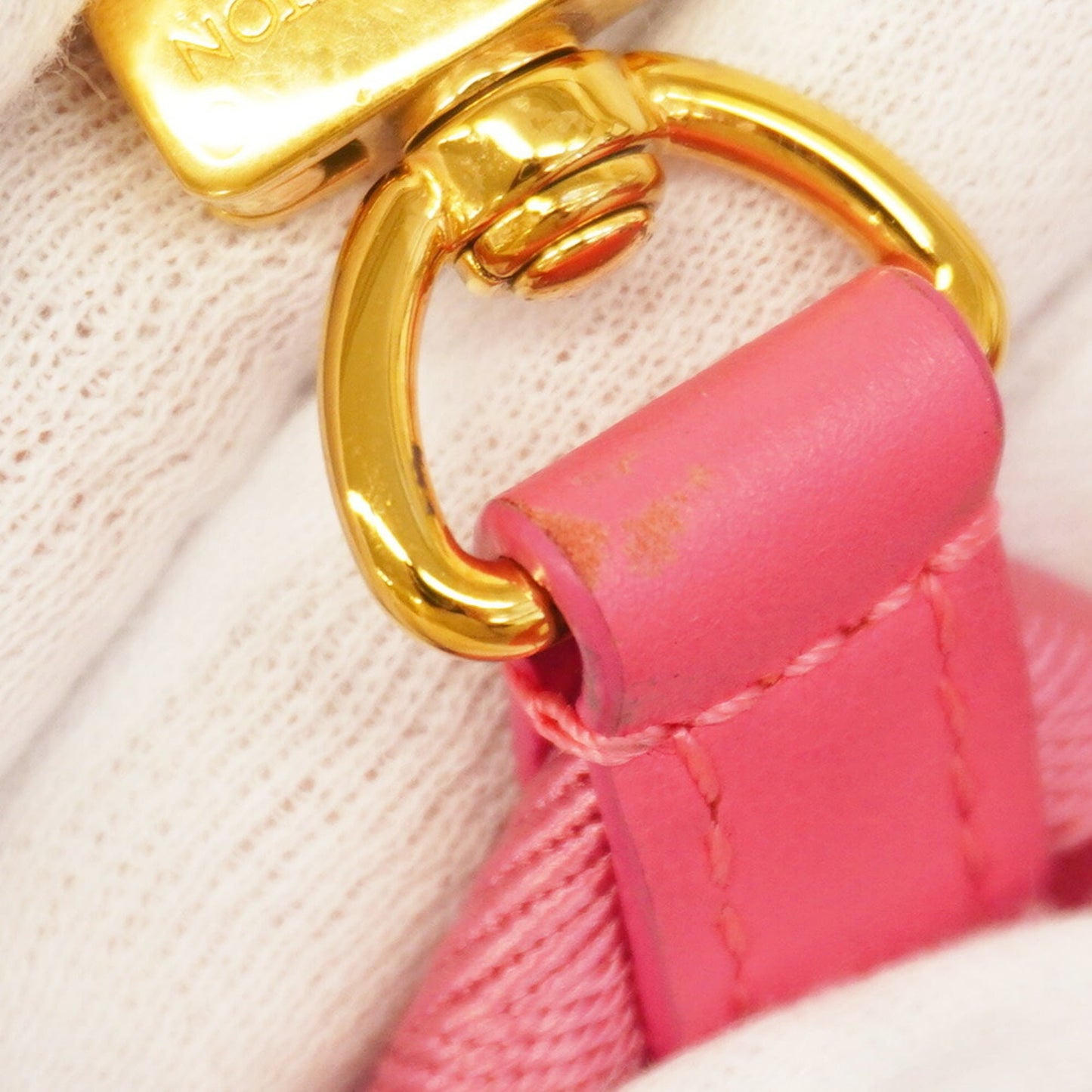 Louis Vuitton Pink White Handbag (Pre-Owned)