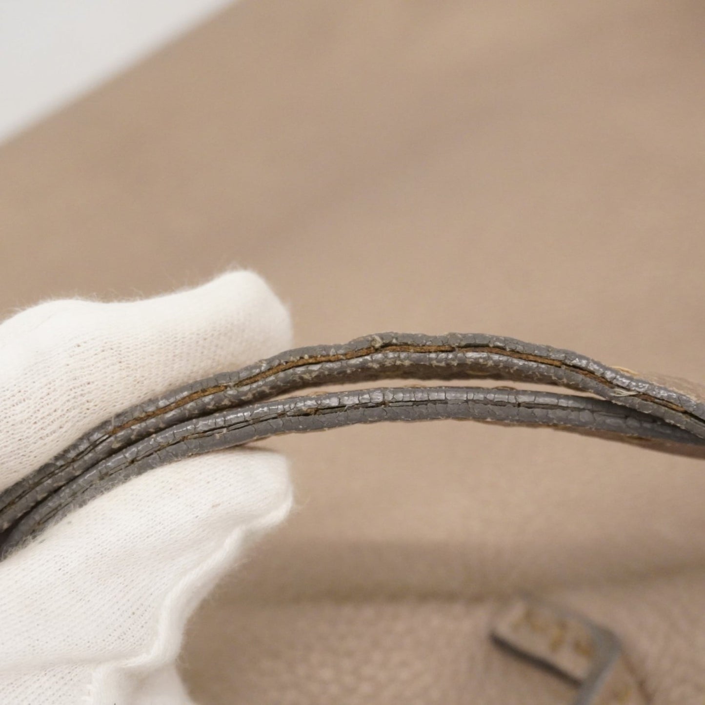 Fendi Grayish Leather Tote Bag (Pre-Owned)