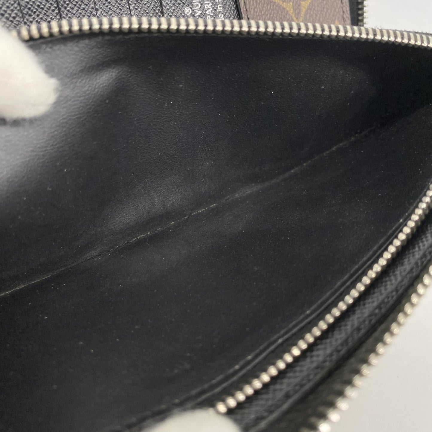 Louis Vuitton Black Brown Long Wallet (Bi-Fold) (Pre-Owned)