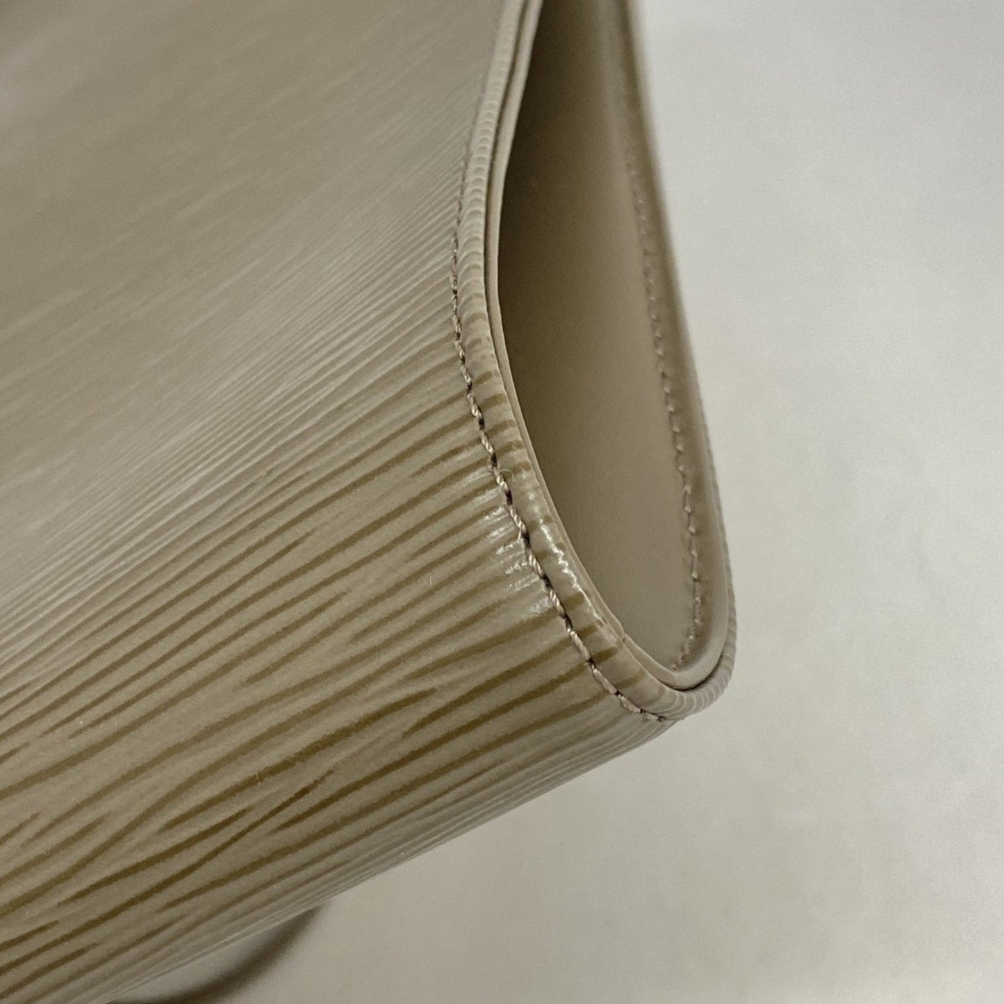 Louis Vuitton Pepper (Poivre) Tote Bag (Pre-Owned)