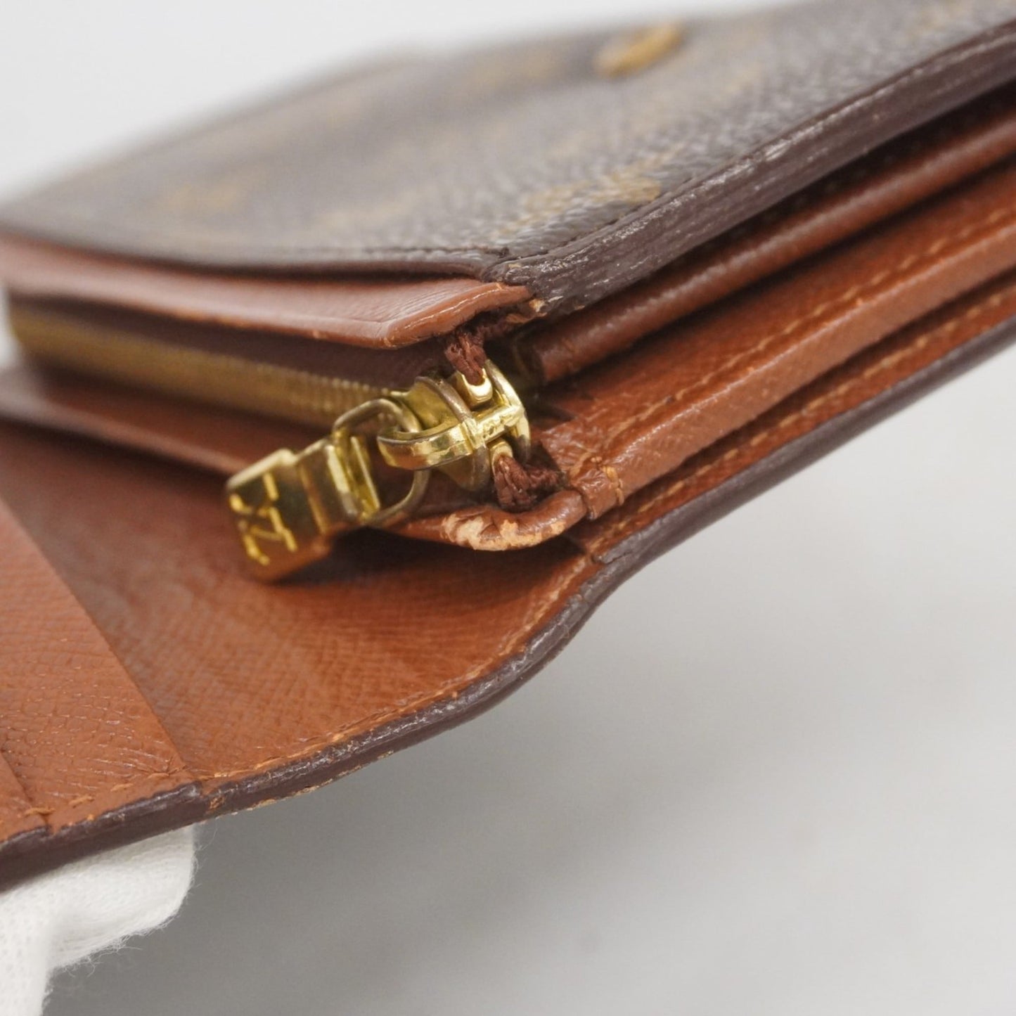 Louis Vuitton Brown Wallet (Bi-Fold) (Pre-Owned)