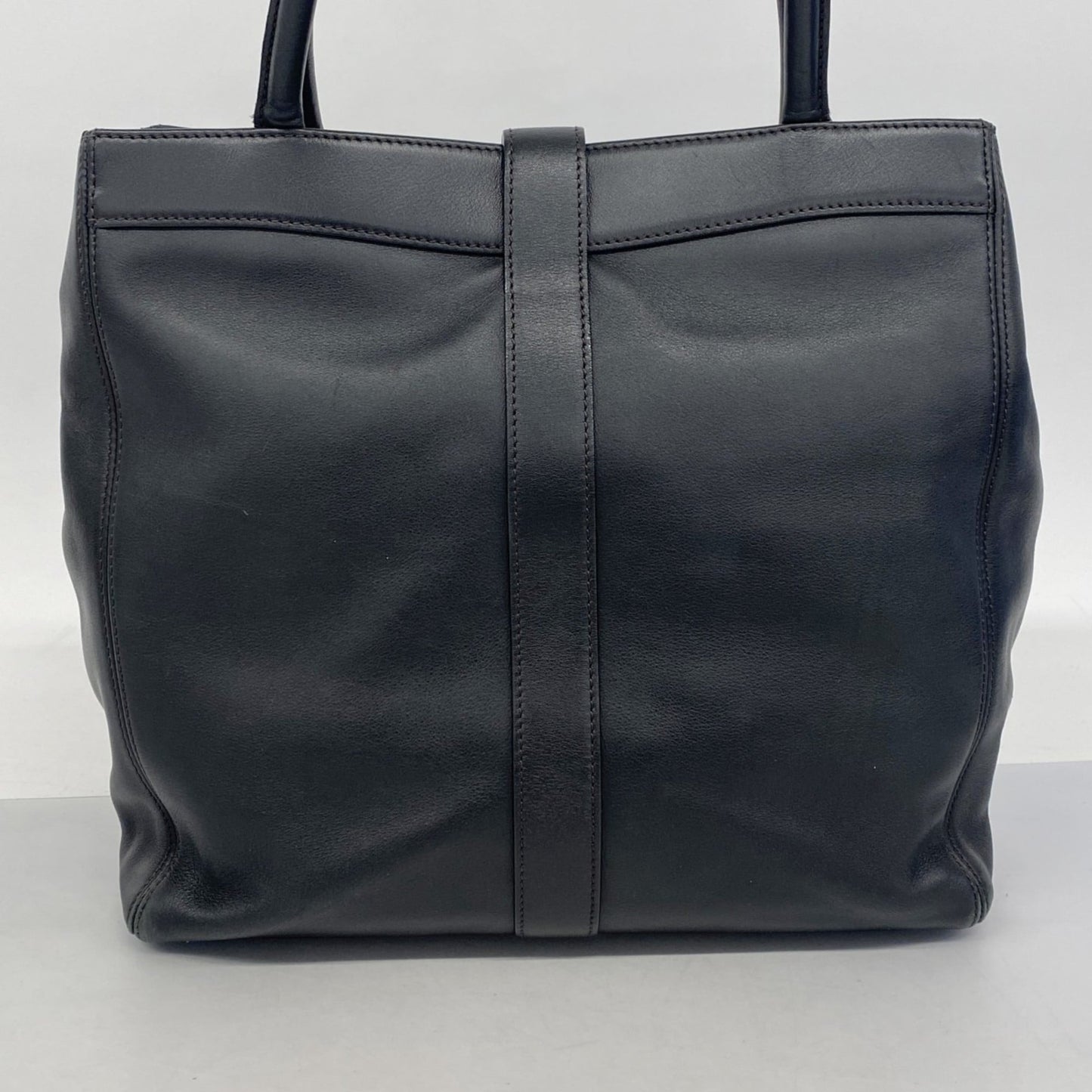 Chanel Black Leather Tote Bag (Pre-Owned)